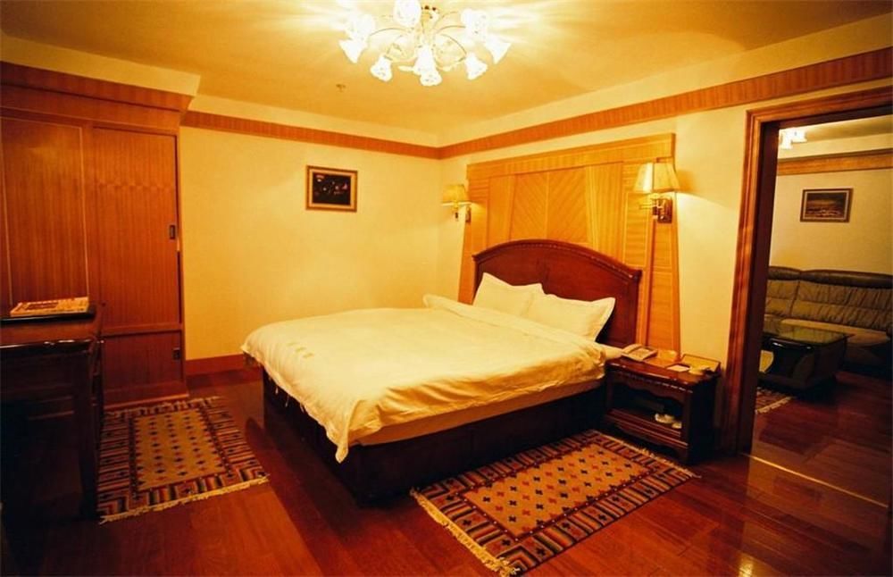 Yak Hotel Lhasa Esterno foto