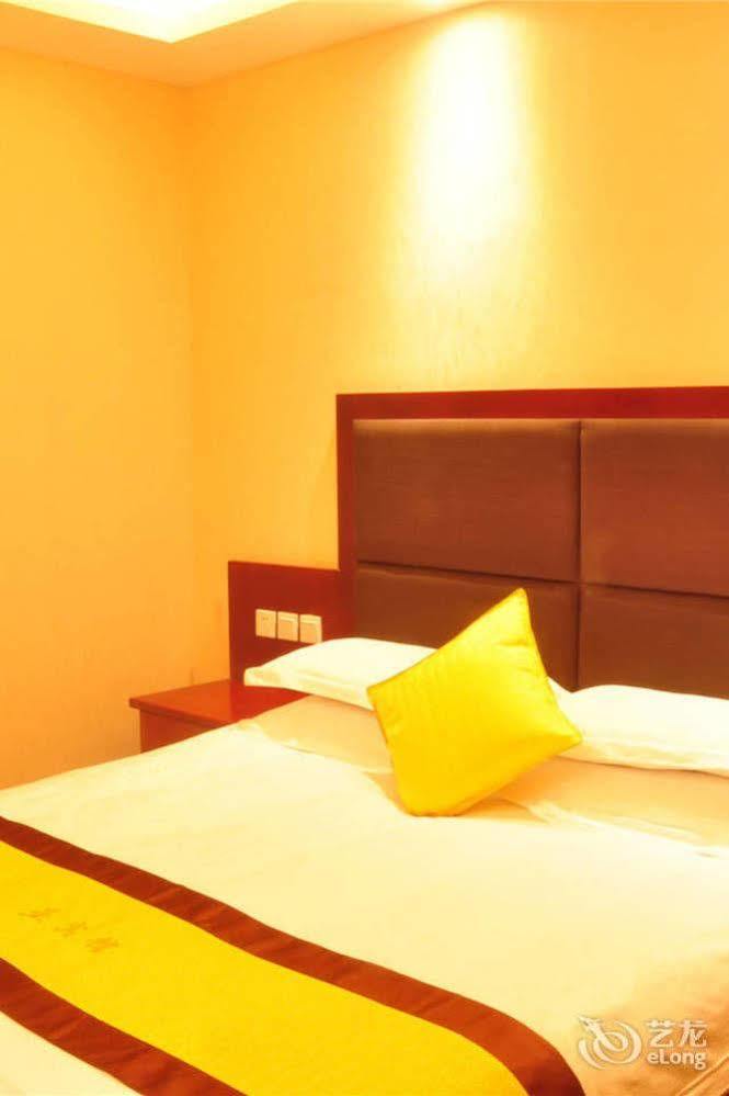 Yak Hotel Lhasa Esterno foto